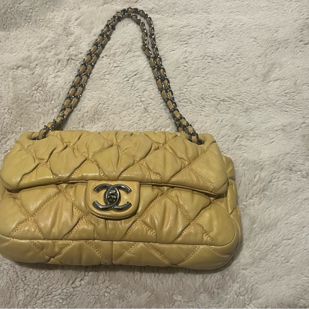 CHANEL CC Quilted Turn Lock Closure Shoulder Bag Medium Beige Leather